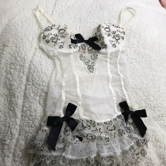 Victoria's Secret Other - ✨SALE ✨Victoria Secret Bustier